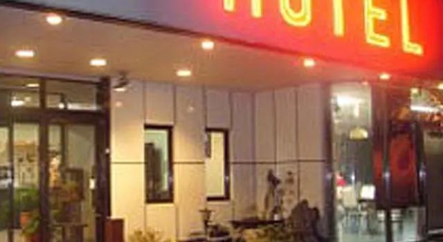 Business Hotel Kanekura, Boek Hotel Hotels in Tokai met parkeren, Parkeren