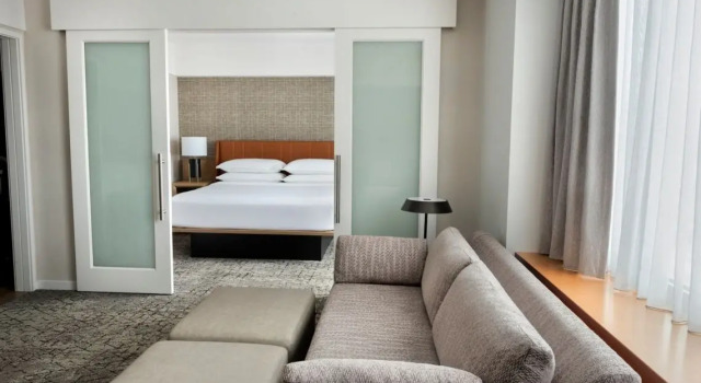 Четырёхместный полулюкс Sheraton Boston, a Marriott Hotel