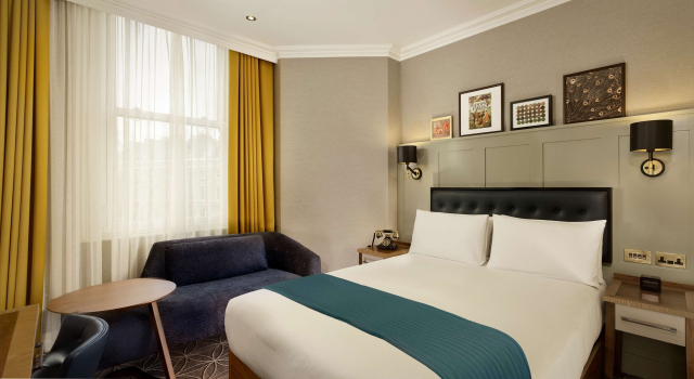 Двухместный номер Atrium Deluxe 100 Queens Gate Hotel London Kensington, Curio Collection by Hilton