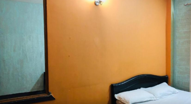 Двухместный номер Budget Saras Backpackers Hotel