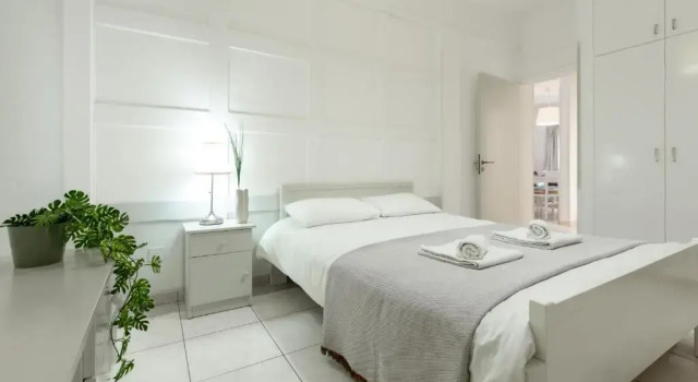 Stephanie City Apartments