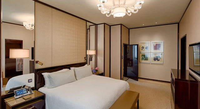 Superior Double Suite The Peninsula Hong Kong