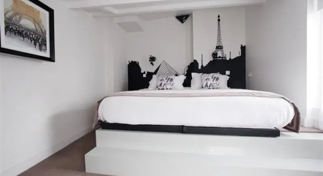 Suite Duplex Eiffel Boutique Hôtel Konfidentiel