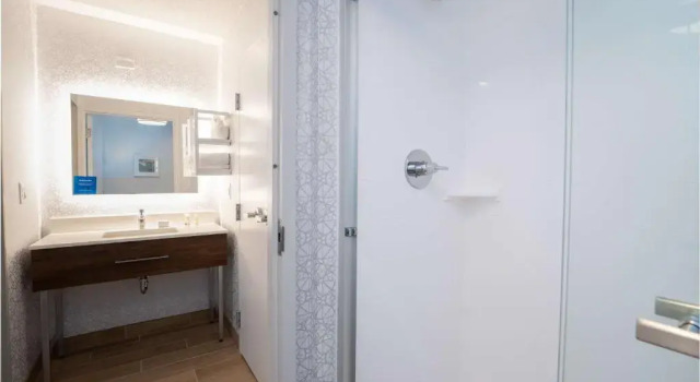 Номер Hampton Inn & Suites Memphis East Germantown Area