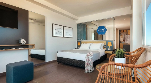 Двухместный полулюкс seafront Enorme Infinity Beach ex Infinity Blue
