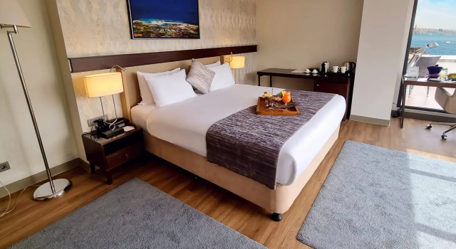Двухместный люкс Corner с видом на море Port Bosphorus Hotel