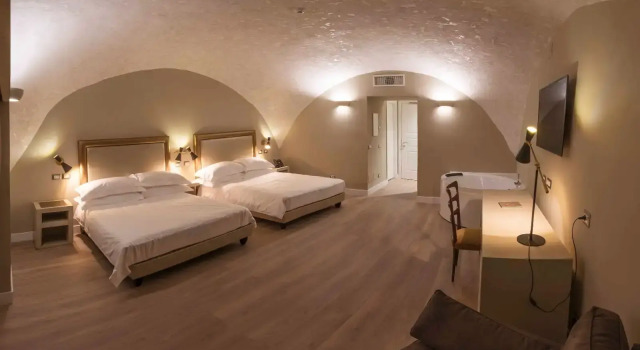 Люкс Berio Wellness Caruso Place Luxury Rooms & Suites
