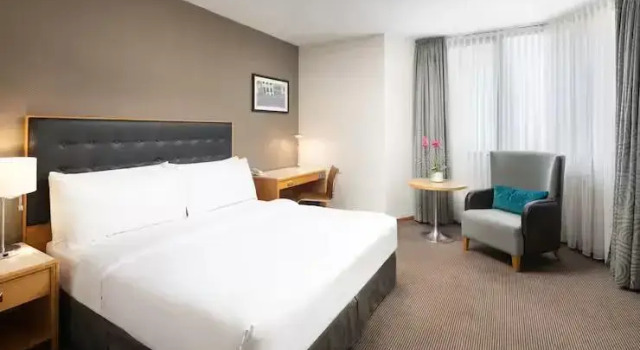 Süper çift kişilik oda Doubletree by Hilton Luxembourg