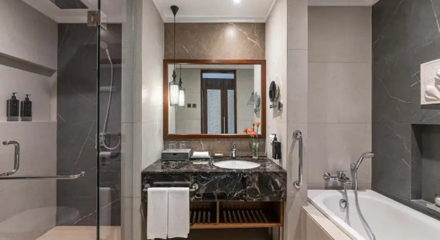West Double Junior Suite Mandarin Bay Resort and Spa