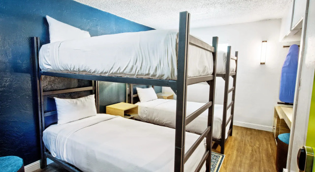 Номер Clubhouse Downtowner Boutique Hotel