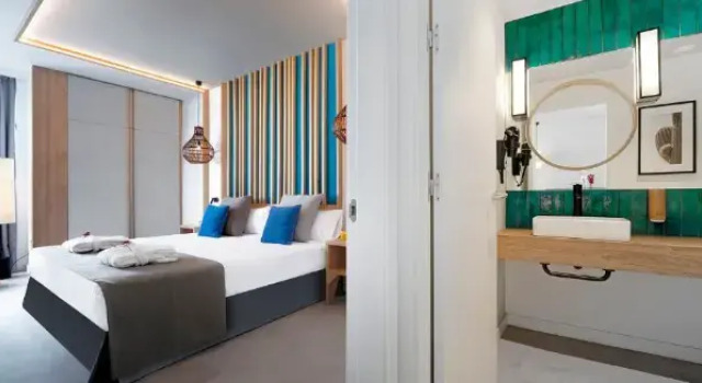 Двухместный полулюкс Deluxe с видом на море HOVIMA Suites Costa Adeje