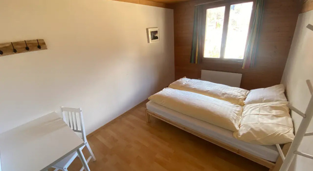Одноместный номер Alpine Base Hostel