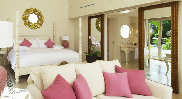 Двухместный полулюкс Luxury Luxury Villa with Beachfront Eden Roc