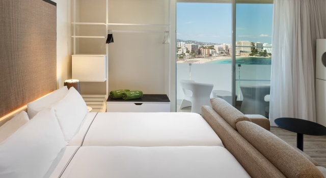 Отель Melia South Beach