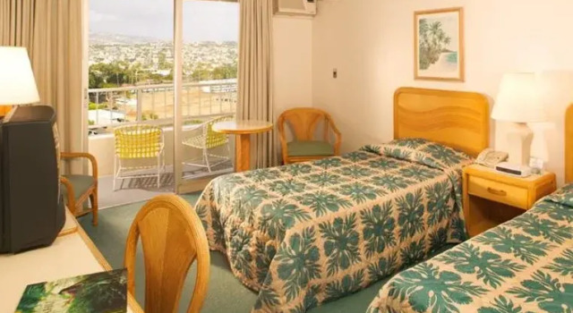 Полулюкс Shore Club South Beach