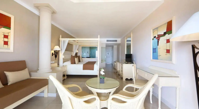 Двухместный полулюкс Deluxe oceanfront Bahia Principe Explore Akumal - Hyatt Inclusive Collection - All Inclusive