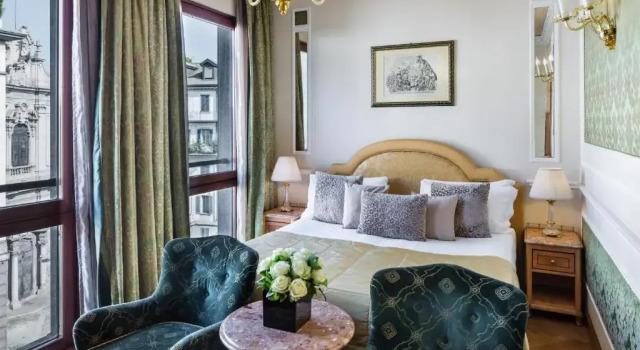 Полулюкс Carlton Hotel Baglioni