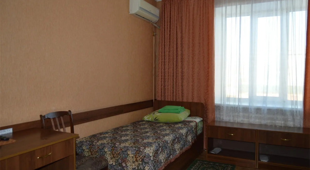Трёхместная Shared room Отель Восток-2000 / Vostok 2000