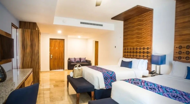 Шестиместный люкс Jade Sensira Resort & Spa Riviera Maya All Inclusive