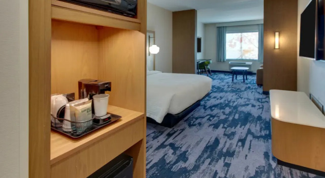 Люкс Fairfield Inn and Suites by Marriott Houston Brookhollow