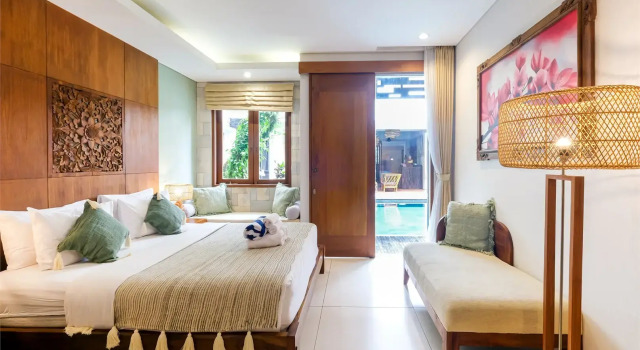 Двухместный люкс с видом на бассейн Kakul Villa F Ubud