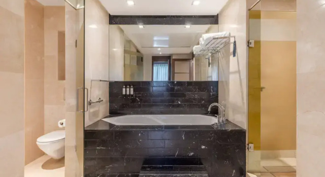 Люкс Executive Eurostars Suites Mirasierra