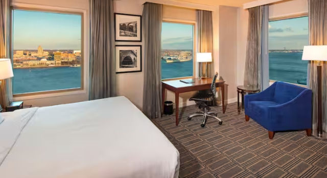 Номер Deluxe Hilton Philadelphia at Penns Landing