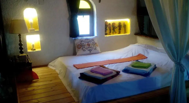 Nymph, Reserva ahora Hotel Salakos Rodas