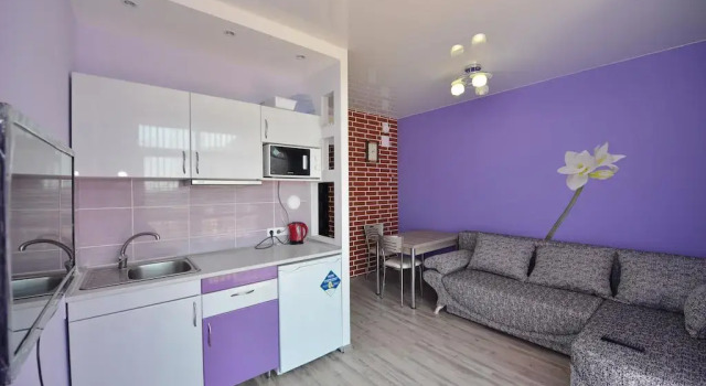 Aylant, Rezervovat Hotel Zaozyornoye 