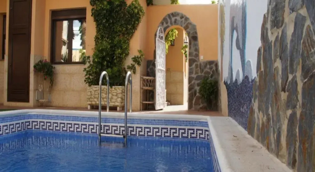 Chalet Colon, Забронировать Шале Виллы Адехе, рядом с Центр водных видов спорта Tenerife Nautical Center, Вилла