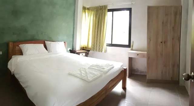 Sam Bai Thao Resort