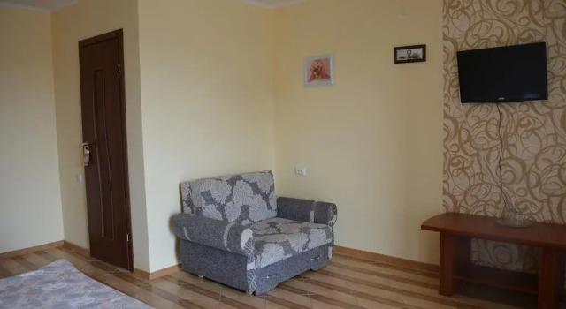 Arkadiya, Rezervovat Hotel Zaozyornoye 