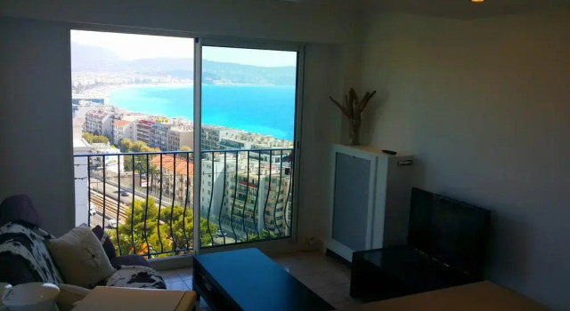 Apartment Avenue de Carras, Забронировать Апартаменты/квартира Fabron Ницца, рядом с Пляж Фаброн
