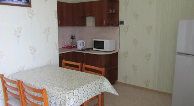 Guest House More-More (Elling 27 Katran), Book Guesthouse Ordzhonikidze 