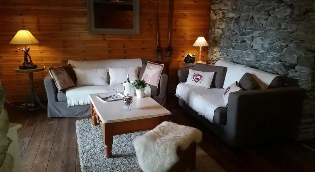 Chalet dHeïdi, Забронировать Шале Виллы Овернь-Рона-Альпы, Вилла