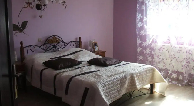 Urozhaynaya Holiday Home, Buchen Sie Ferienhaus Cottages in Woblast Brest, Cottage