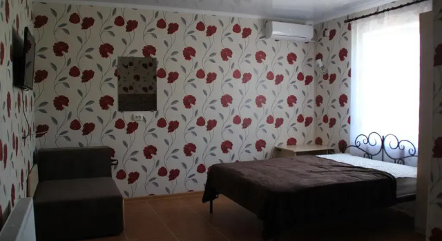 Yevpatoriya Guest House, Rezervovat Penzión Evpatorya 