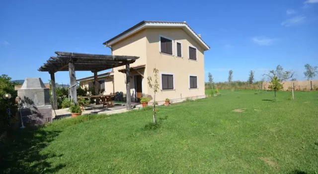 Villa Centro D, Varaa Villa Hotellit Capalbio pysäköinnillä, Pysäköinti