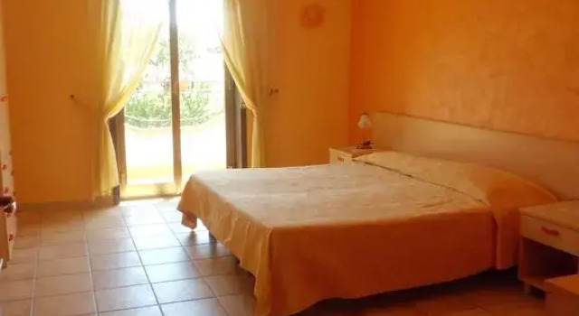 La Mimosa, Book Mini-hotel Hoteller i Montallegro med morgenmad, Morgenmad