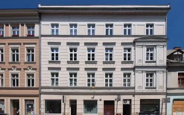 Отель 1 Night In Poznań - Wielka Apartments Польша, Познань - отзывы, цены и фото номеров - забронировать отель 1 Night In Poznań - Wielka Apartments онлайн вид на фасад