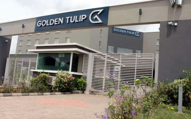 Отель Golden Tulip Ibadan вид на фасад