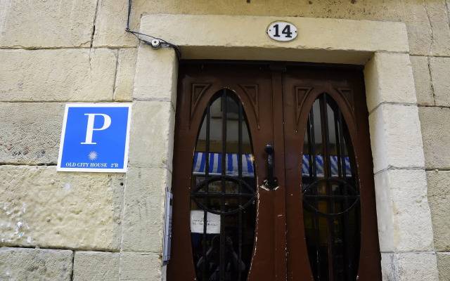 Отель Old City House вид на фасад