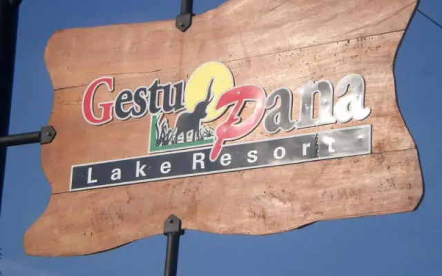 Отель Guestupana Lake Resort вид на фасад