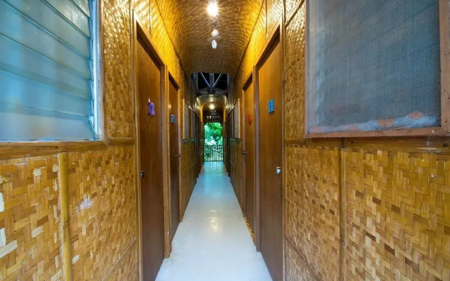 Отель Lakbayan Hotel Boracay Филиппины, остров Боракай - отзывы, цены и фото номеров - забронировать отель Lakbayan Hotel Boracay онлайн вид на фасад
