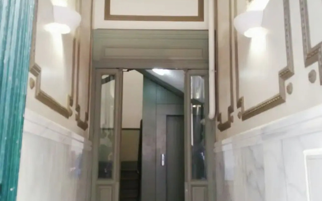 Отель Hostal Bruña Испания, Мадрид - отзывы, цены и фото номеров - забронировать отель Hostal Bruña онлайн вид на фасад