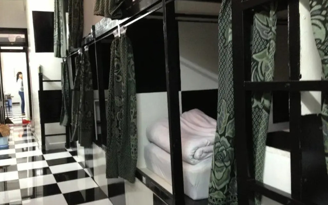 Enjoy Dalat Hostel Далат вид на фасад