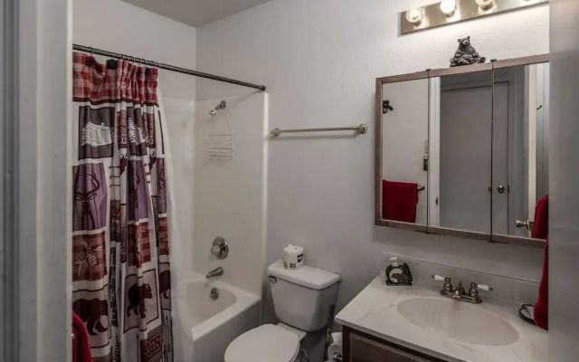 100 Pine Knot-two-bedroom
