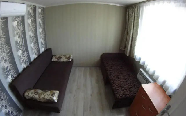 Tan Mini-Hotel