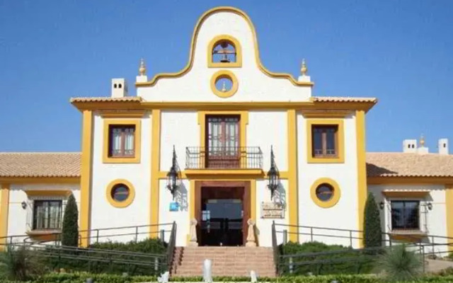Hacienda Real Los Olivos Hotel вид на фасад