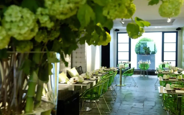 Hotel Be Manos BW Premier Collection вид на фасад